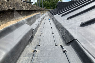 nVent Raychem frost protection for roofs, gutters and downpipes